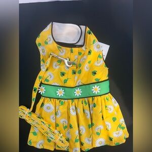 Doggie Design, size medium .Pet Dress, Dog/Cat Dress